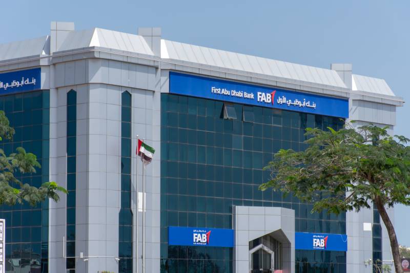 UAE bank in Dubai for non residents from London to open account with Emirates ID
