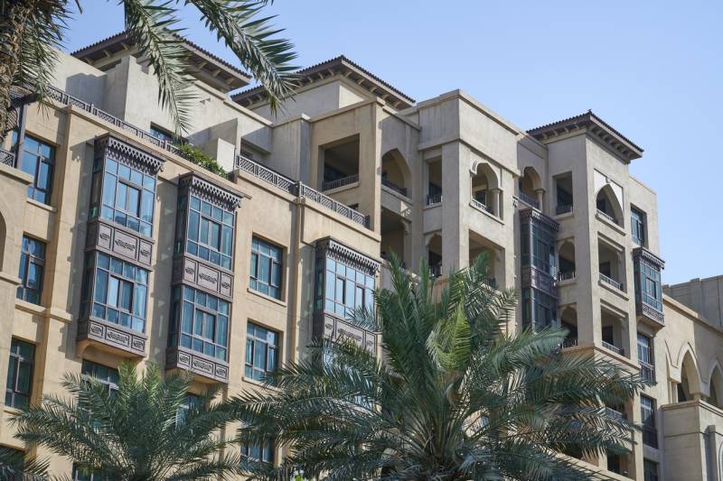 High-yield modern apartments in Dubai real estate attracting London-based investors seeking tax advantages